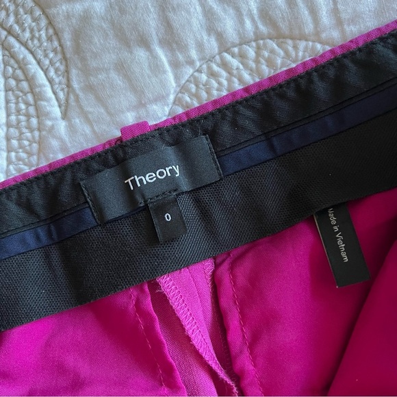 Theory - Treeca 2 Good Wool Crop Suit Pants - Fuschia - Picture 6 of 12